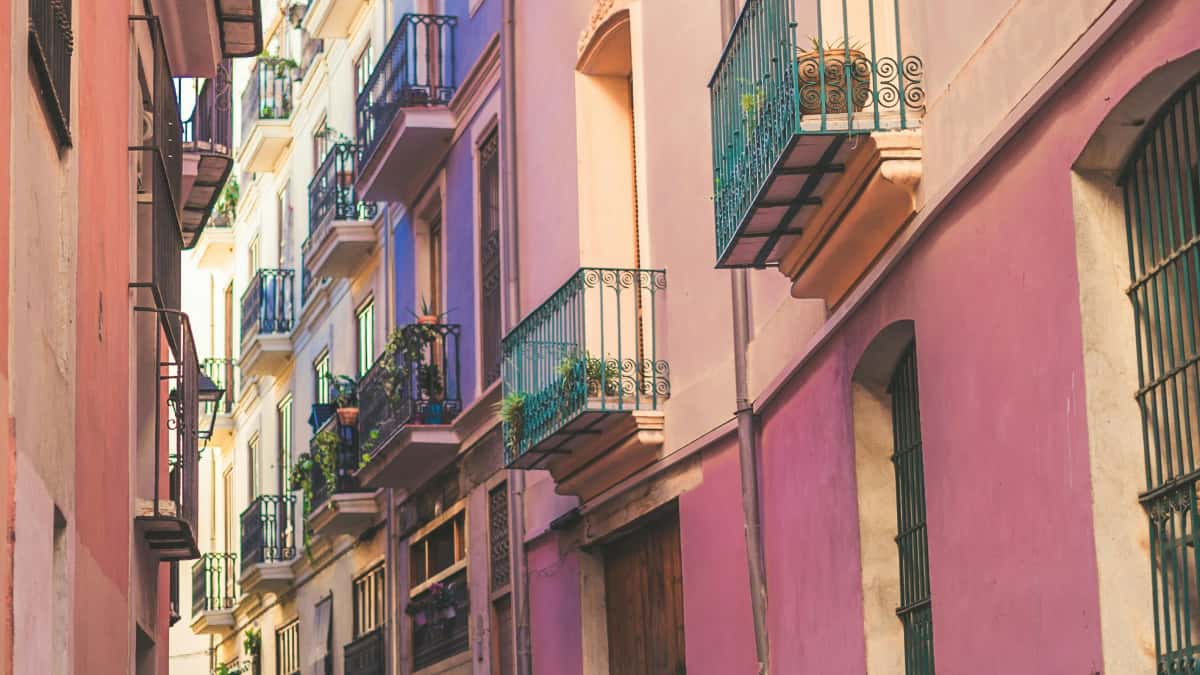 Creadores MX: contactar marcas de Baréin en Bilibili y colaborar con oficinas de turismo