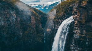 Guia practica para anunciantes en Mexico sobre como localizar y colaborar con creadores en Telegram desde Luxemburgo para mejorar la percepcion de marca.