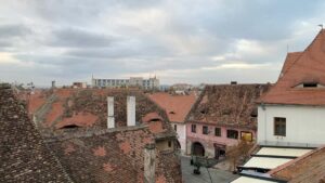 Guia practica para anunciantes en Mexico: como descubrir y colaborar con creators de eBay en Tanzania usando busquedas locales, agencias, herramientas y estrategias de micro-influencia.